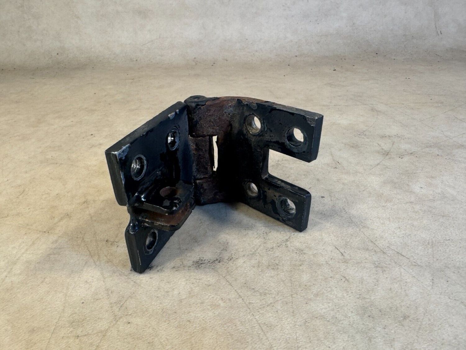 Genuine Mercedes W463 G class Left Door Hinge A4637200037