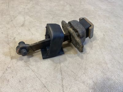 Mercedes G class W463 GENUINE Ограничител на предна/задна врата ляв или десен A4637300116