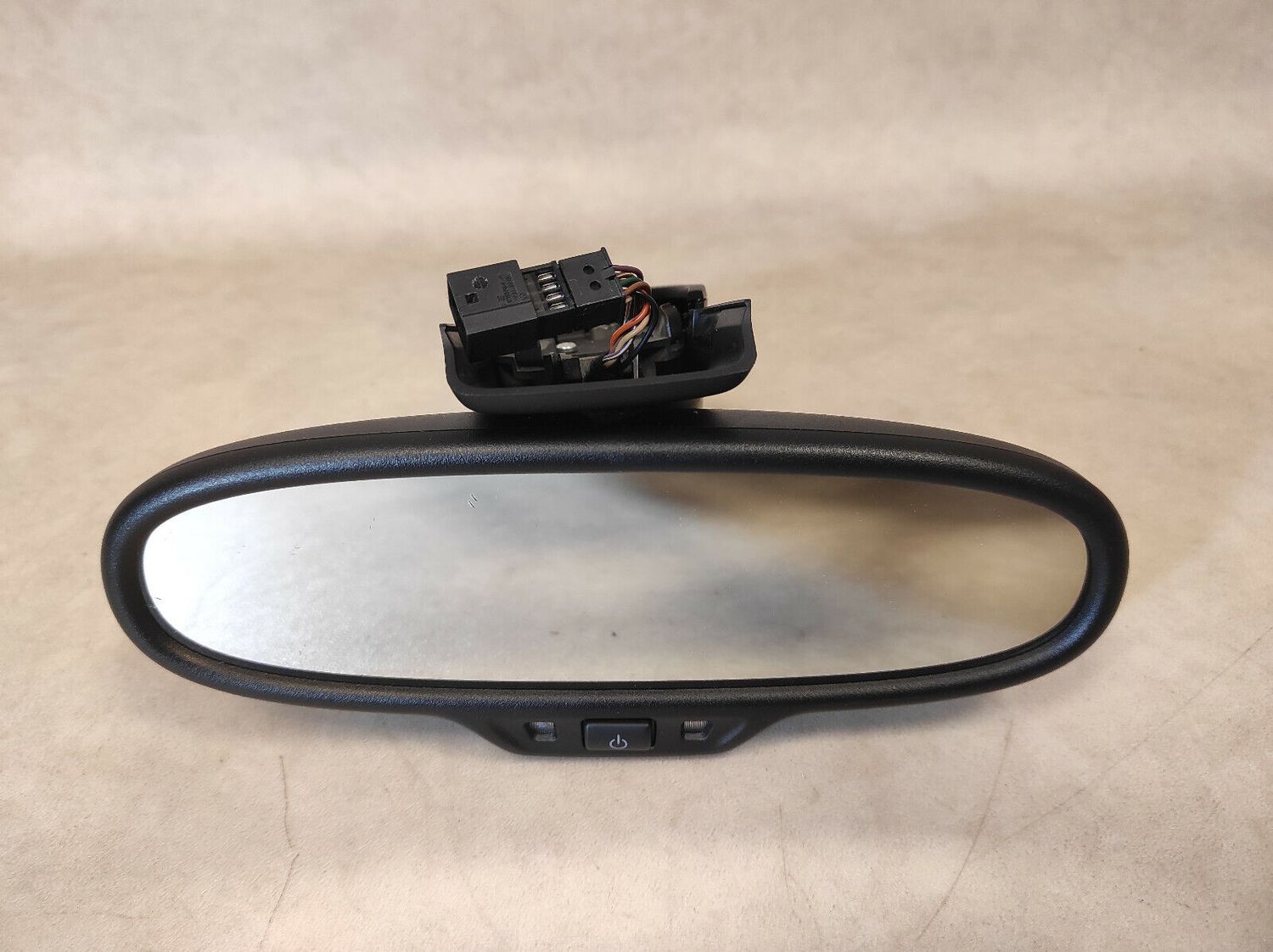 AUDI A1 S1 8X INTERIOR MIRROR, ANTI-DAZZLE SOUL, REAR VIEW MIRROR 8X0 857 511 F