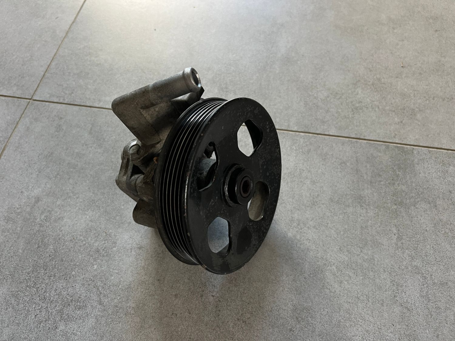 Steering Pump For Hyundai Tucson Kia Sportage V6 2.7L Power 57100-2E100