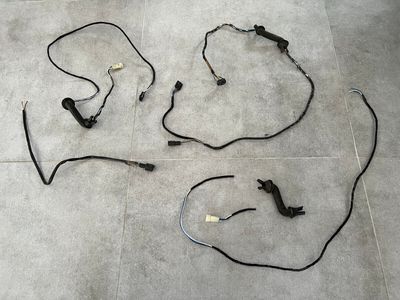 BMW 7 E23 ÄKTA Vissa dörrledningar för delar