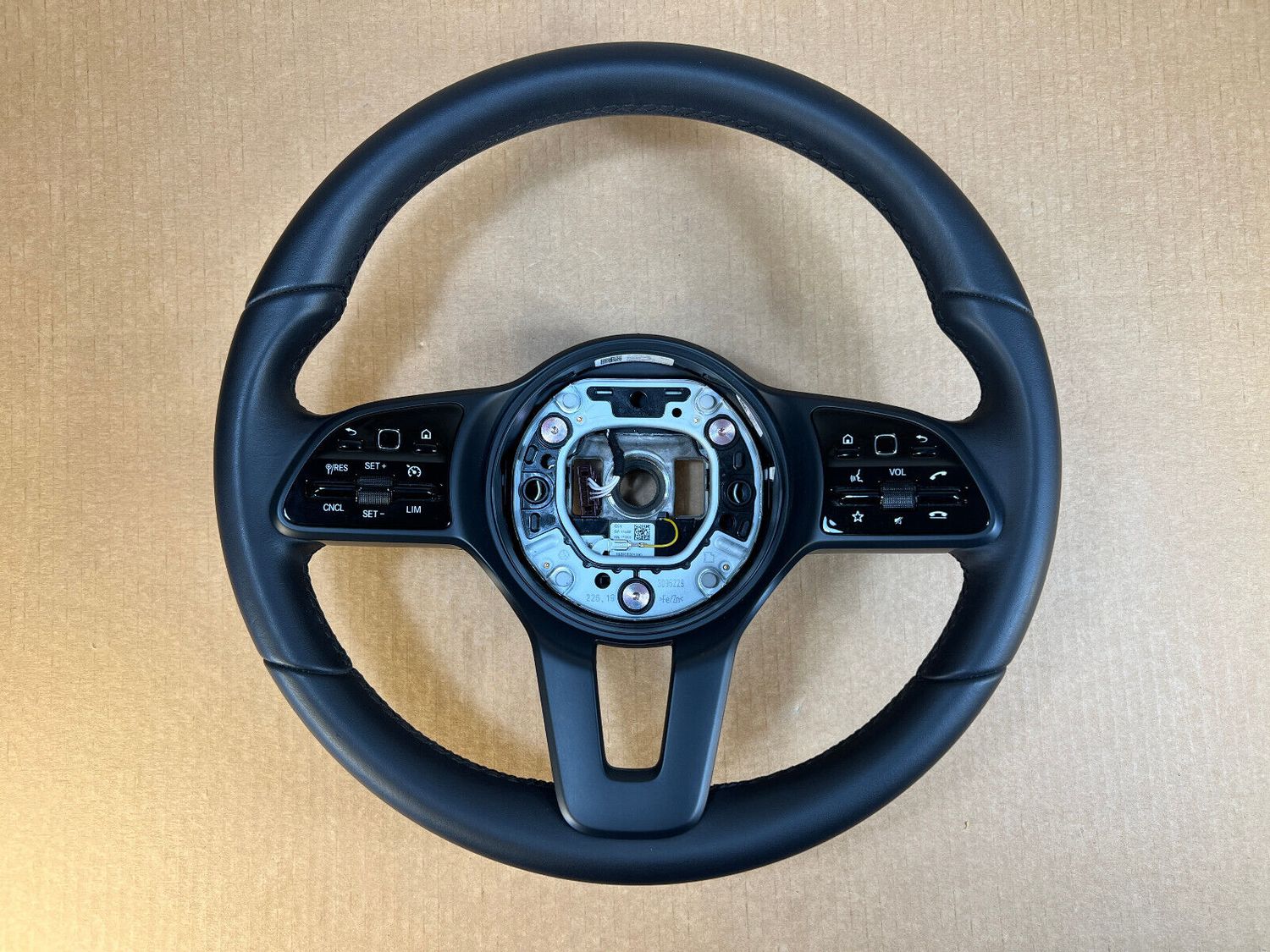 Mercedes W118 W167 W177 W205 W253 W293 OEM NEW SPORT Steering Wheel A0004609901