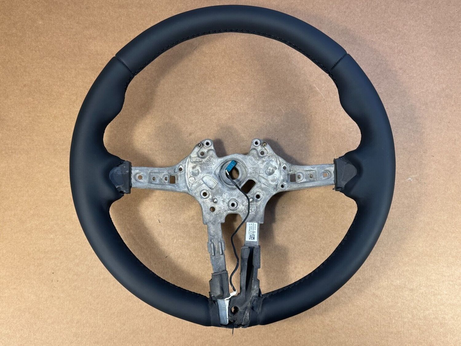 BMW F15 F16 F25 F26 F39 F45 F48 ECHT Lederlenkrad TJA Assist+