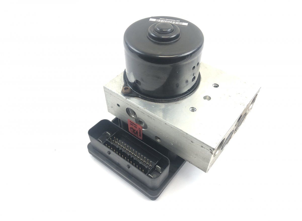 10092515843 10020404984 10.0925-1584.3 10.0204-0498.4 ABS hydraulic unit / pump MERCEDES-BENZ SLK (R171) (2004-2011)