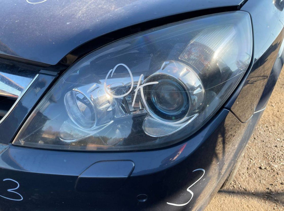 93179922 Headlight left OPEL SIGNUM (2003-2008)