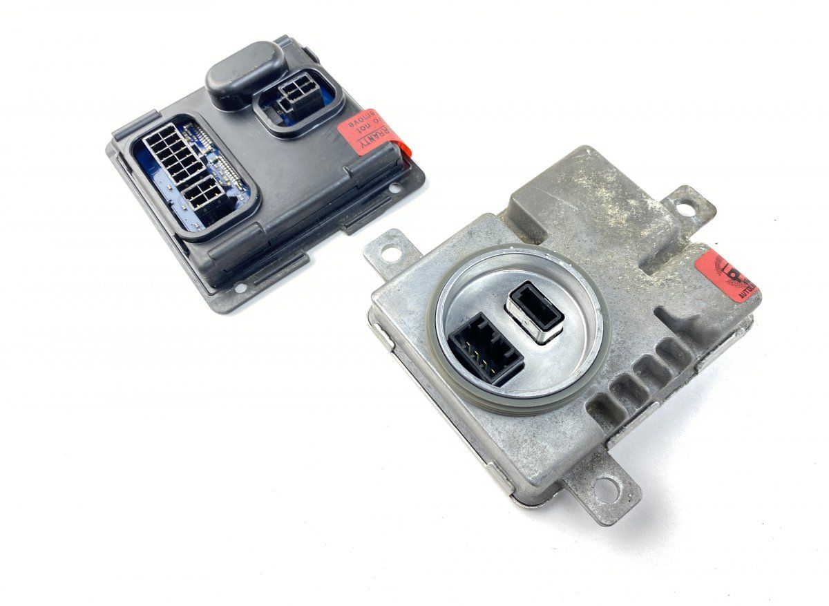 8K0941597E 7L6941329A Xenon headlight control unit set AUDI A5 (B8) (2007-2016)