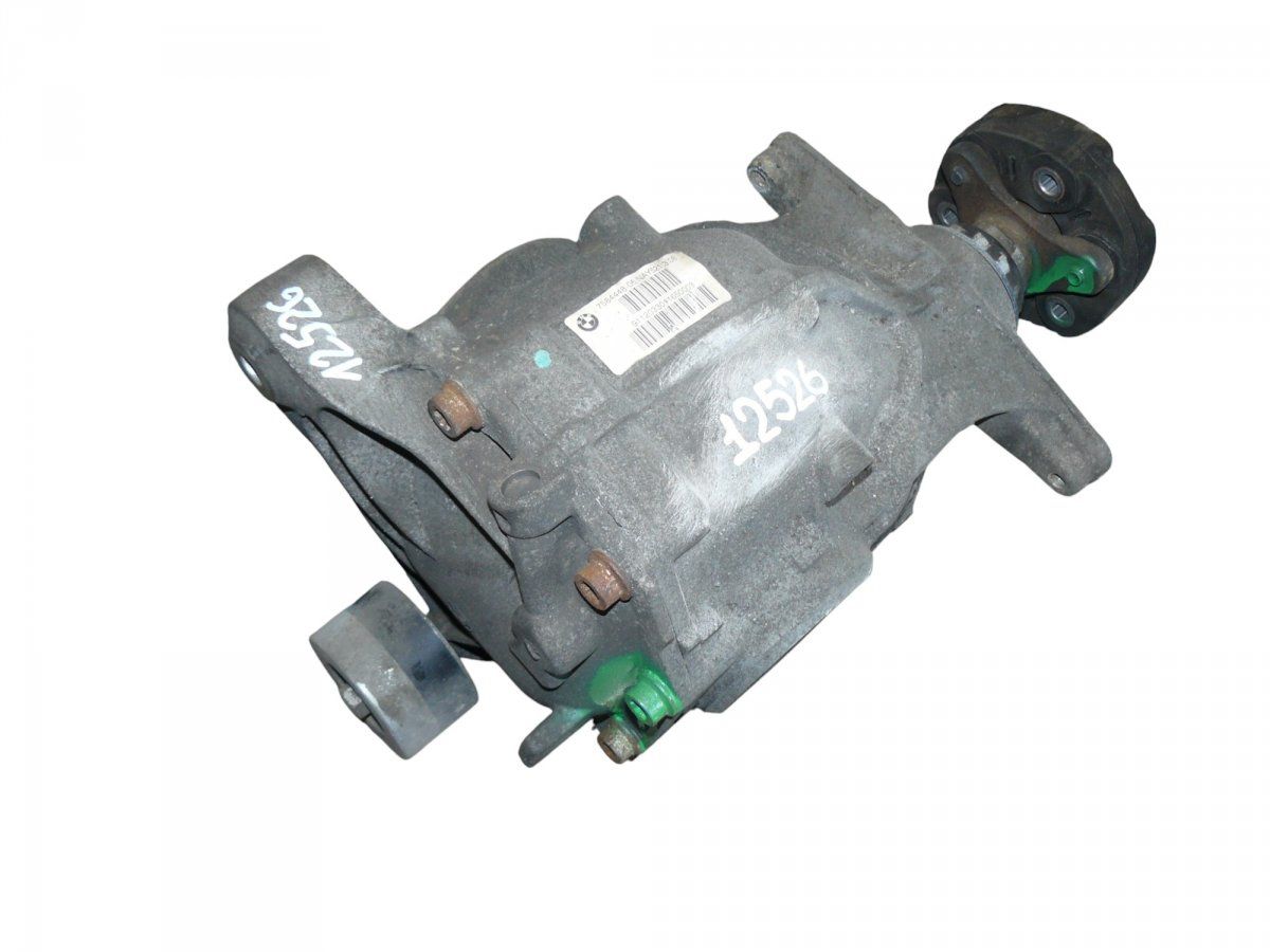 7584448 Rear axle differential BMW 5 (F10, F11) (2010-2017)