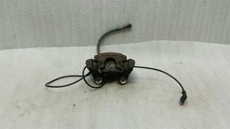 Mercedes E Class W207 Right Rear Caliper A2044230481 Rear Brake Caliper RE
