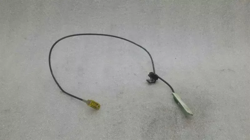 Mercedes R Class W251 Aerial / Antenna A1698204475 Antenna