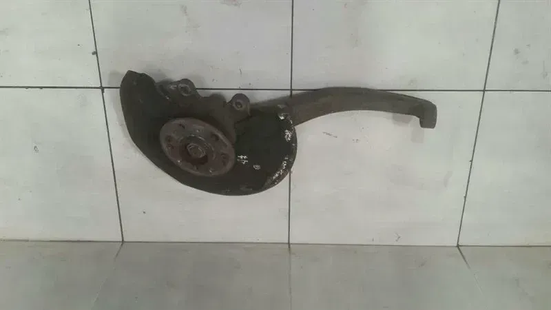 Mercedes R Class W251 Right Front Hub A2513301420 Wheel Bearing Housing Front RE