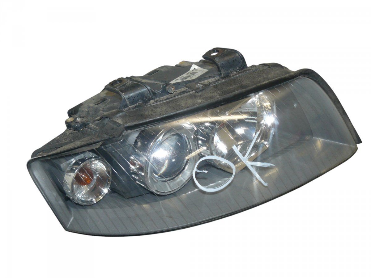 088611 Headlight right AUDI A4 (B6) (2000-2004)