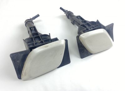 68078292AA 68078293AA Ensemble de gicleurs de lave-phares JEEP GRAND CHEROKEE IV (WK, WK2) (2010-2021)