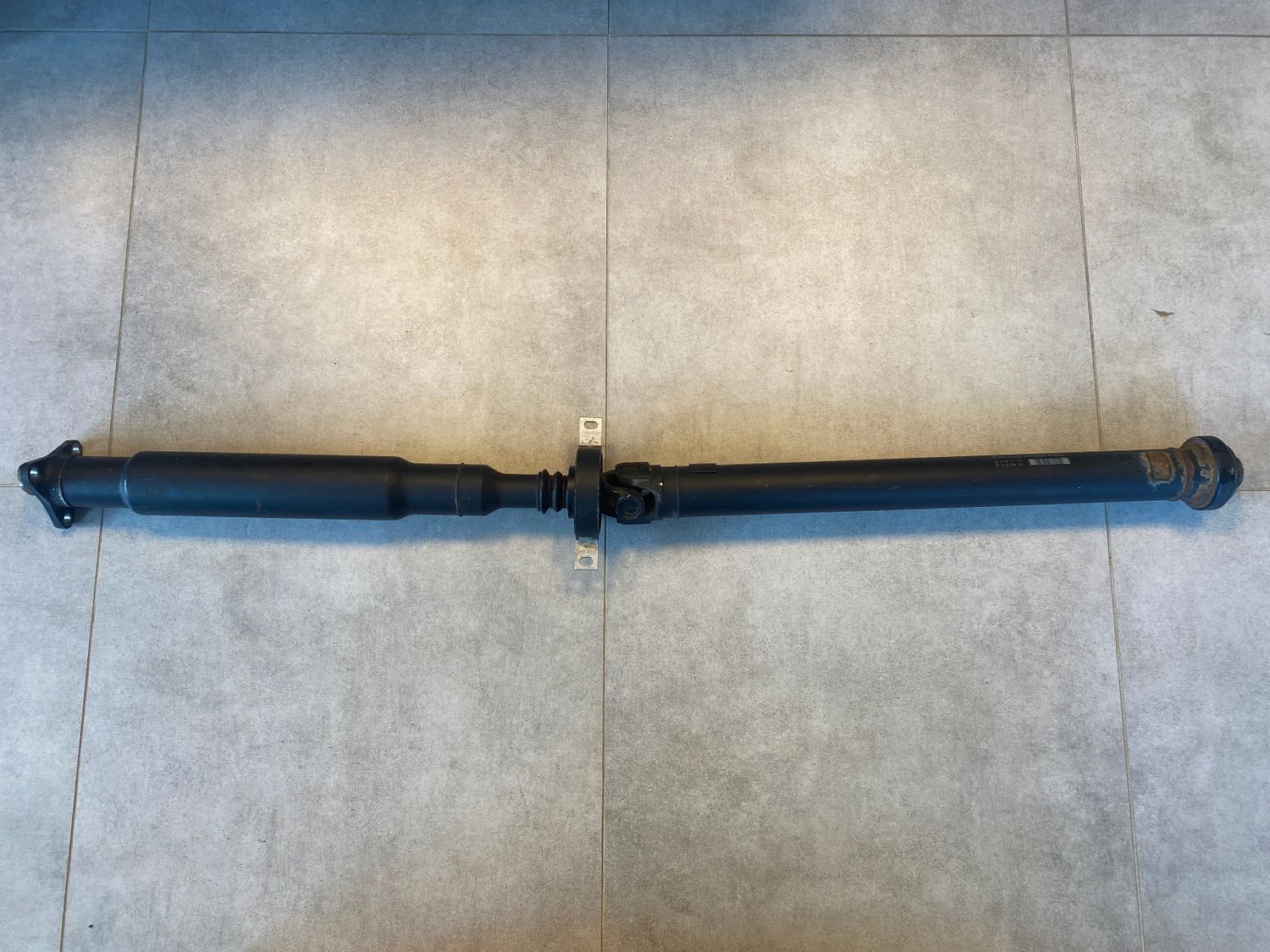 GENUINE BMW X5 E70 Drive shaft assy rear 26107564396