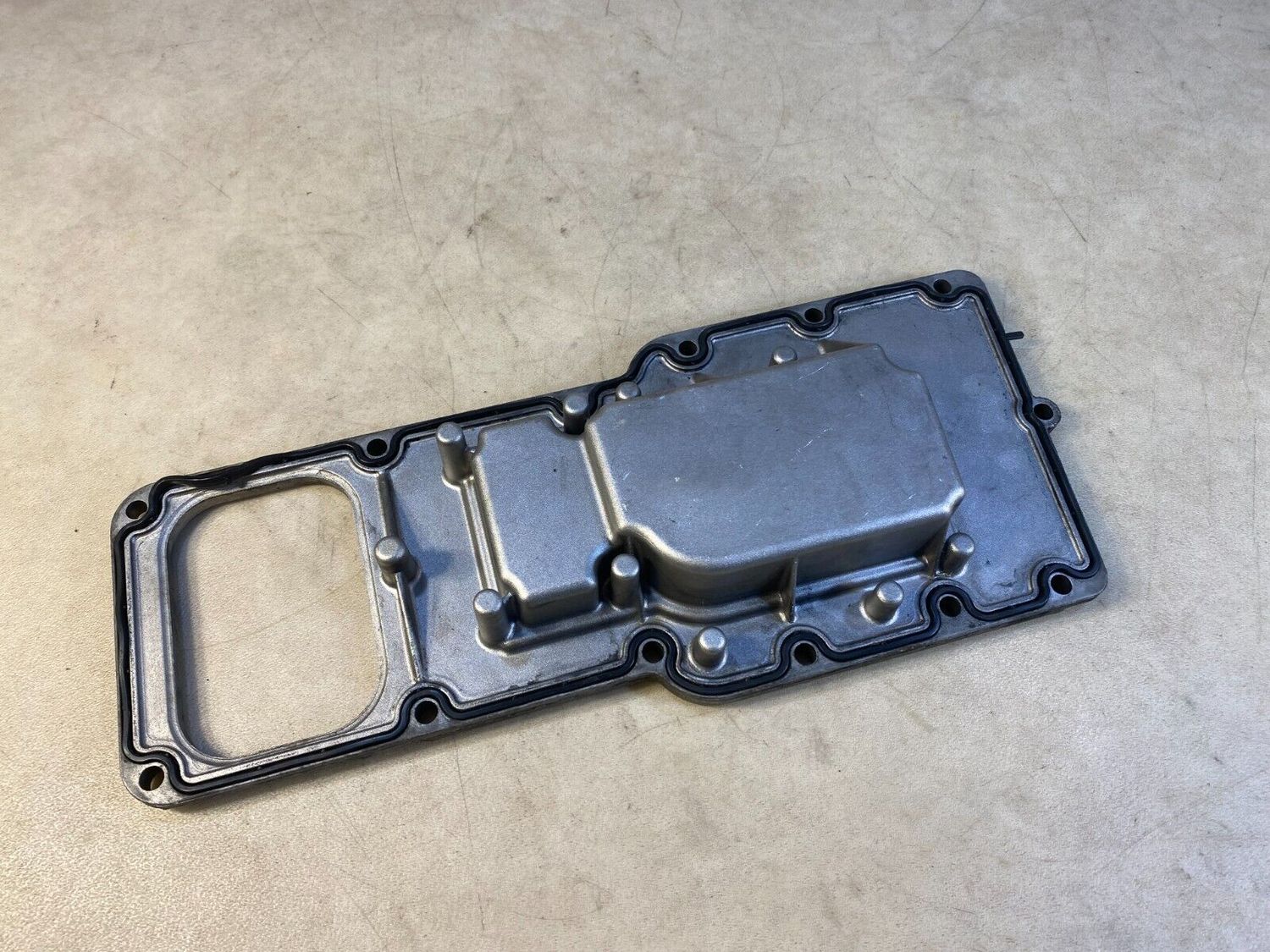 Mercedes ML G class W163 W463 4.0 cdi Genuine Engine Cover Housse A6282030144