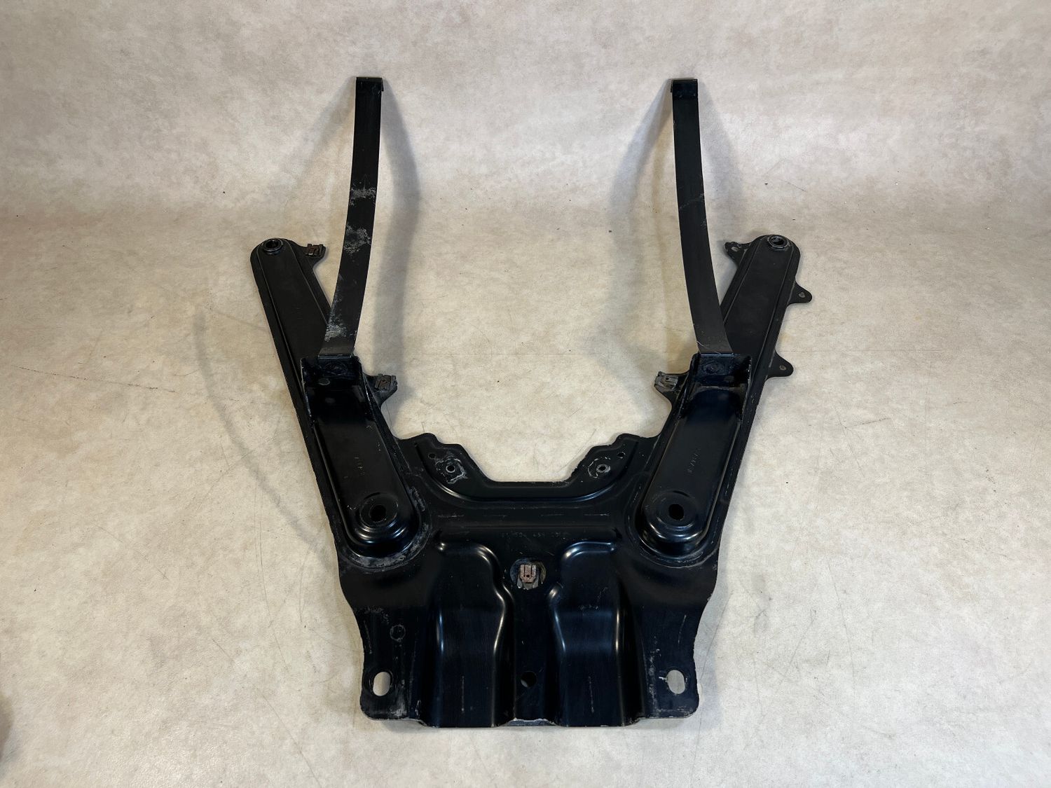 Porsche 911 991 GENUINE Fuel Tank Support Bracket Brace 99150443900