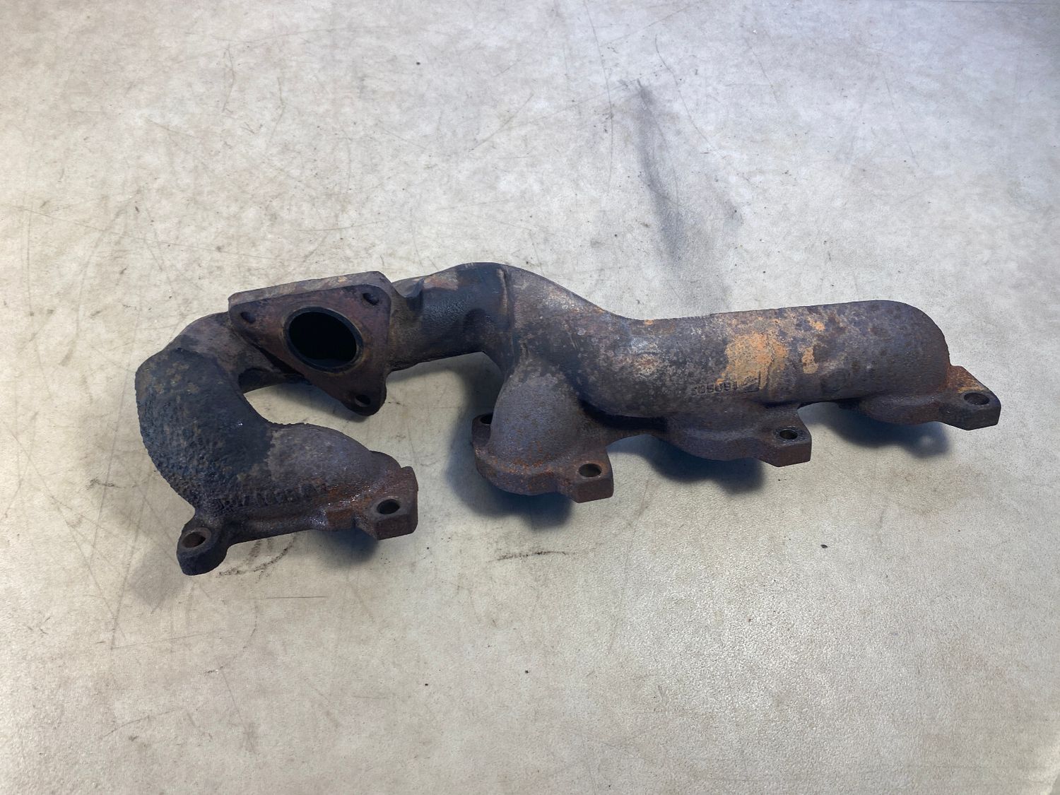 Mercedes ML S G class W163 W220 W463 4.0 CDI OEM Exhaust Manifold Right