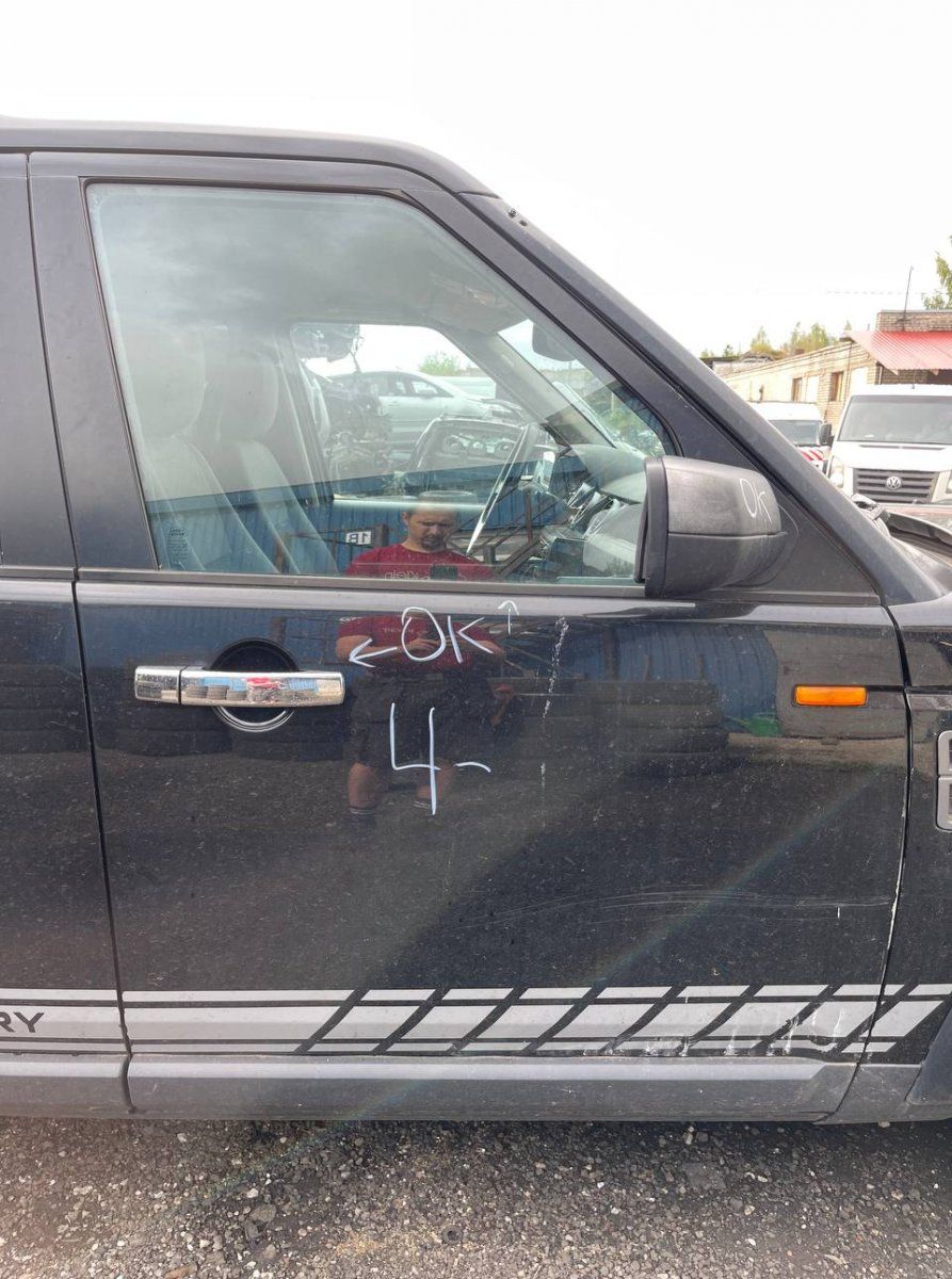 Door Front Right LAND ROVER DISCOVERY III (TAA) (2004-2009)