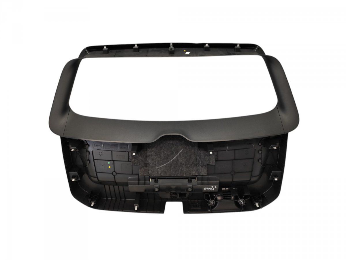 3G9867603 3G9867605 Bootlid / tailgate trim panel VW PASSAT B8 (3G) / ALLTRACK (2014-2023)