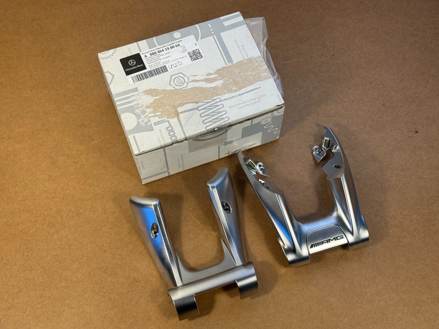 Mercedes A B C CLS E S G GLE AMG GENUINE Steering Wheel Bottom Cover A0004641900