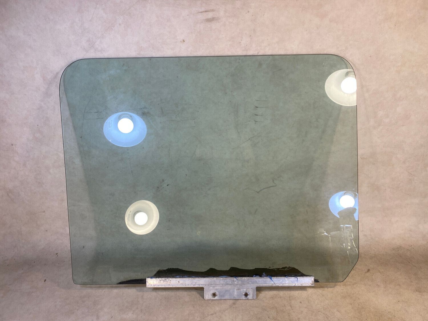 Mercedes G class W463 Rear Left ore Right Door Window A4637350910