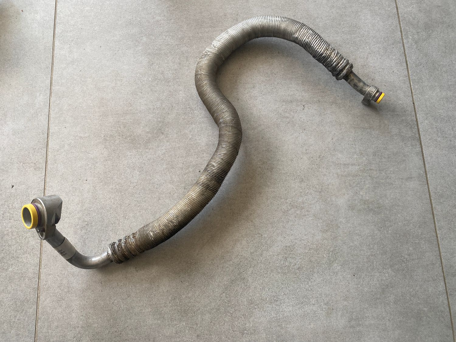 GENUINE BMW X5 E70 X6 E71 Suction pipe 64536988883