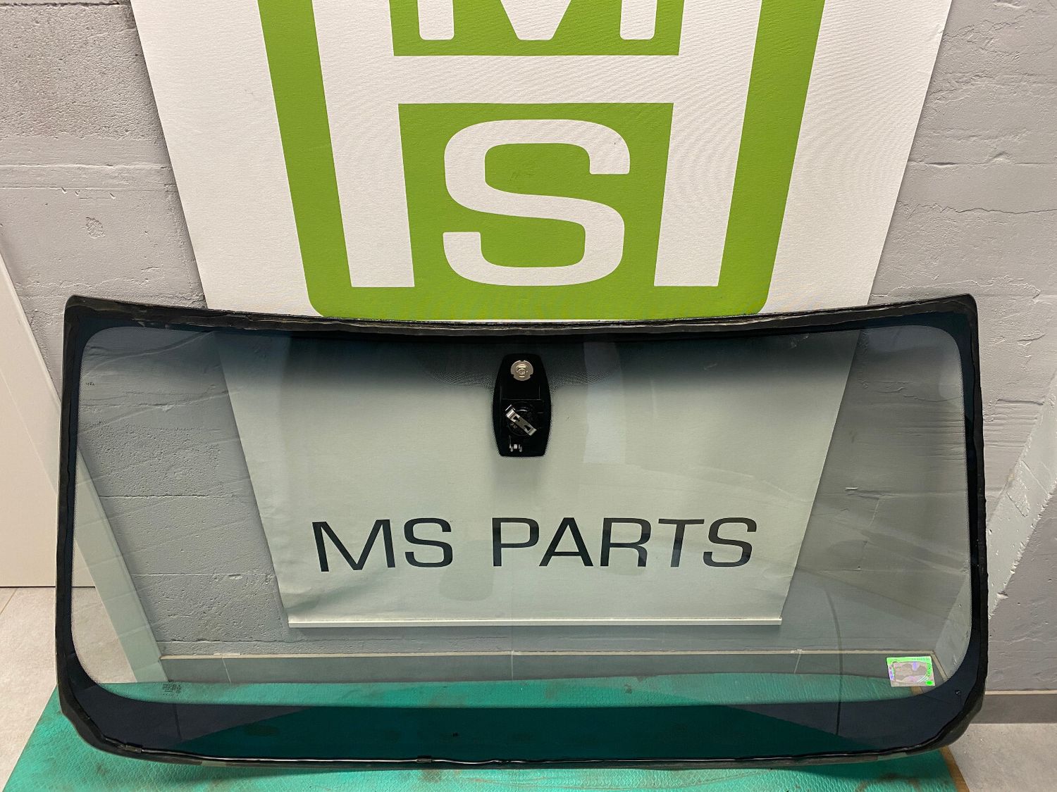 GENUINE BMW X5 E70 E70 LCI Green windscrn,gr.sh