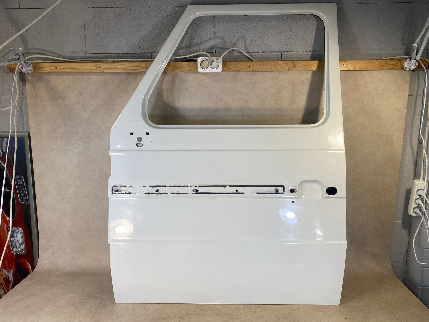 Mercedes G class W463 GENUINE Front Left Door A4637203005