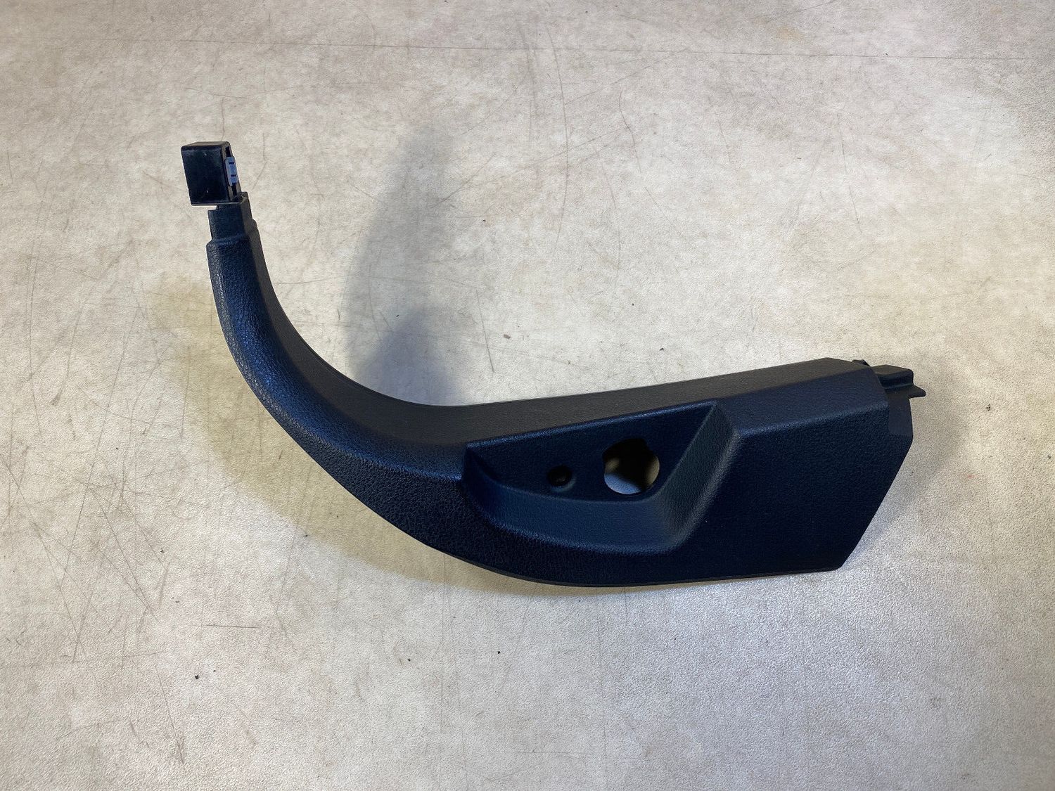 GENUINE BMW X5 E70 Front Left Driver Lower Kick Panel Trim 51437148507