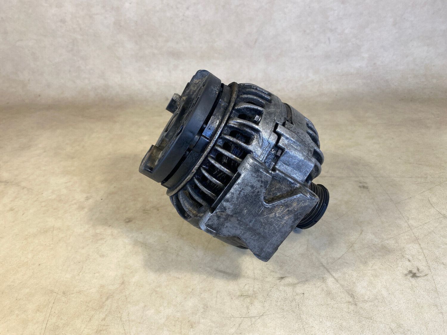 Mercedes ML G class W163 W463 Genuine 4.0 400 CDI Alternator Water Cooled 150A