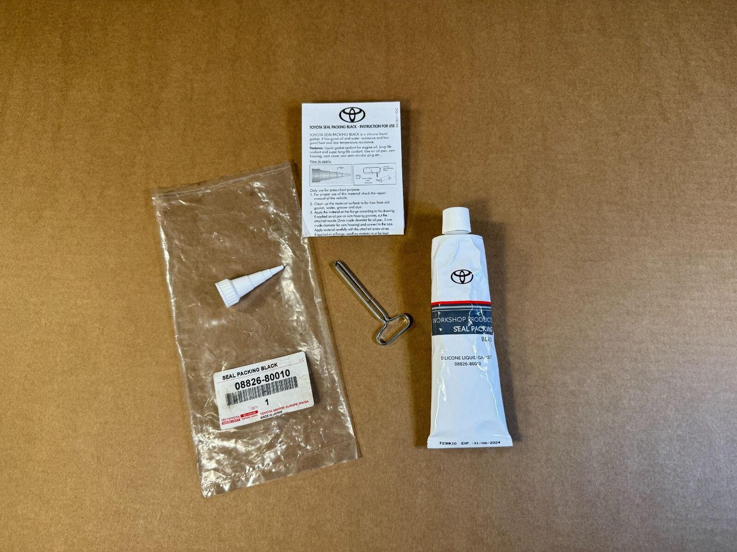 NEW Genuine Toyota Silicone Liquid Gasket Black / Seal Packing 08826-80010