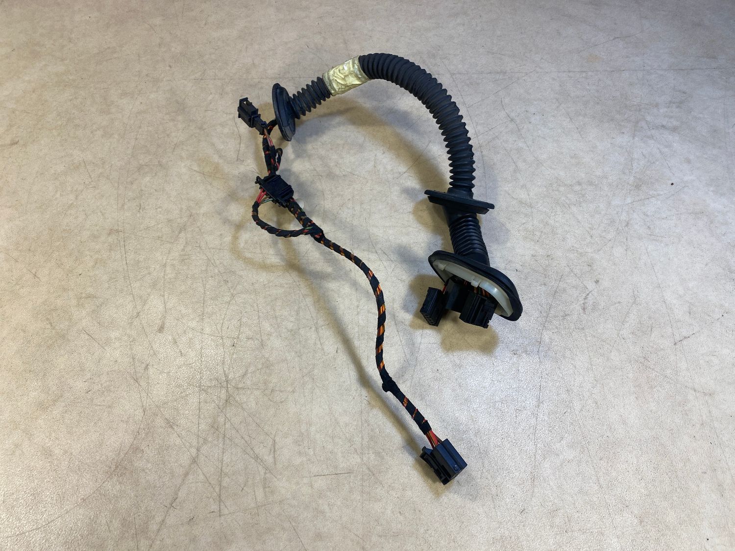 VW Touareg GENUINE Rear Left Door Wiring 7L0971905B