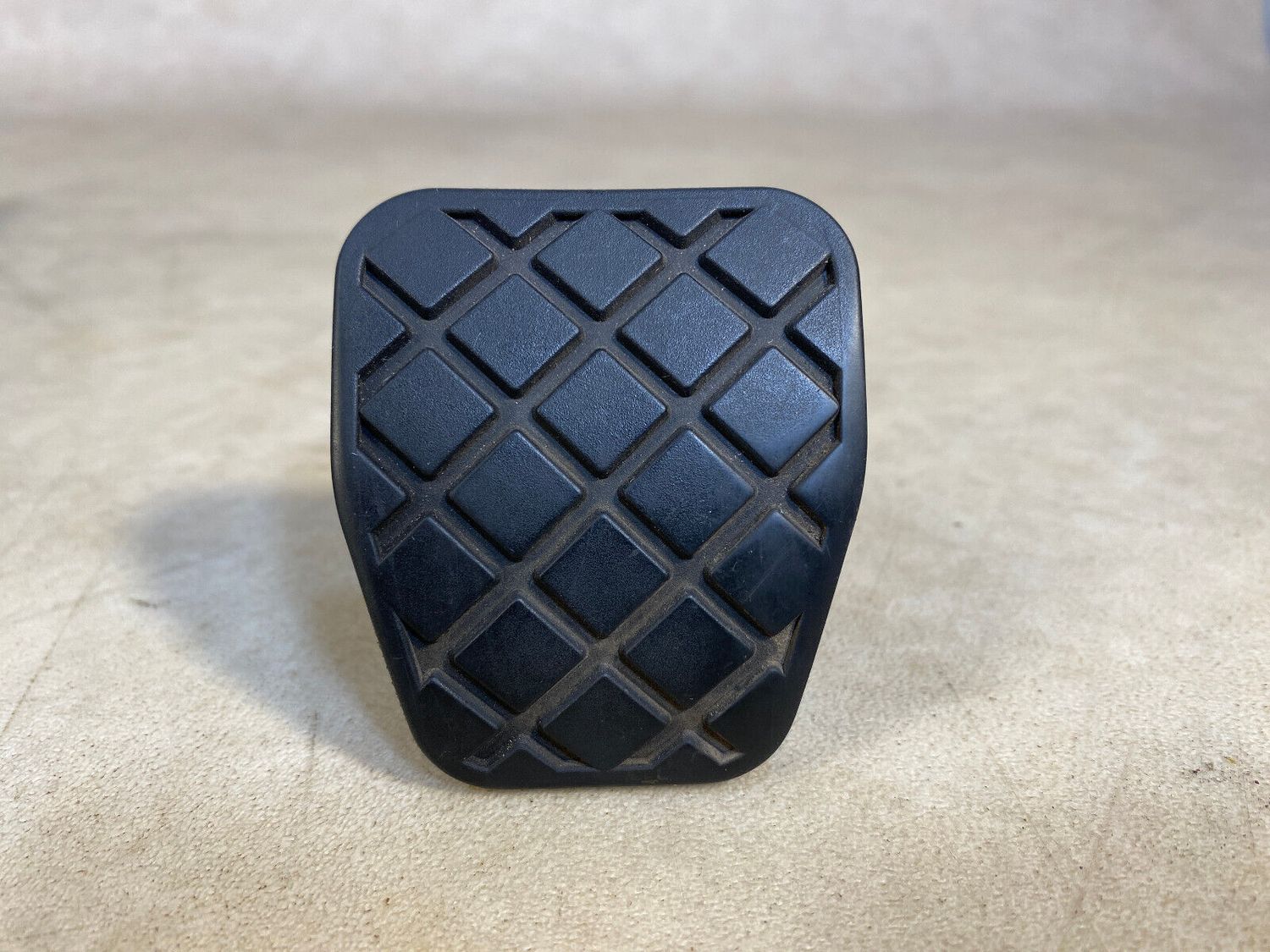 VW Audi Seat Skoda Brake Pedal Rubber 1K0721173B