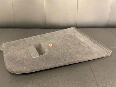 2004-2007 VW TOUAREG - левая панель доступа к багажнику / крышка обивки багажника 7L6867037