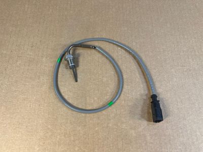 ОРИГИНАЛЕН VW AUDI SEAT SKODA Датчик за температура на димните газове 04L906088CT