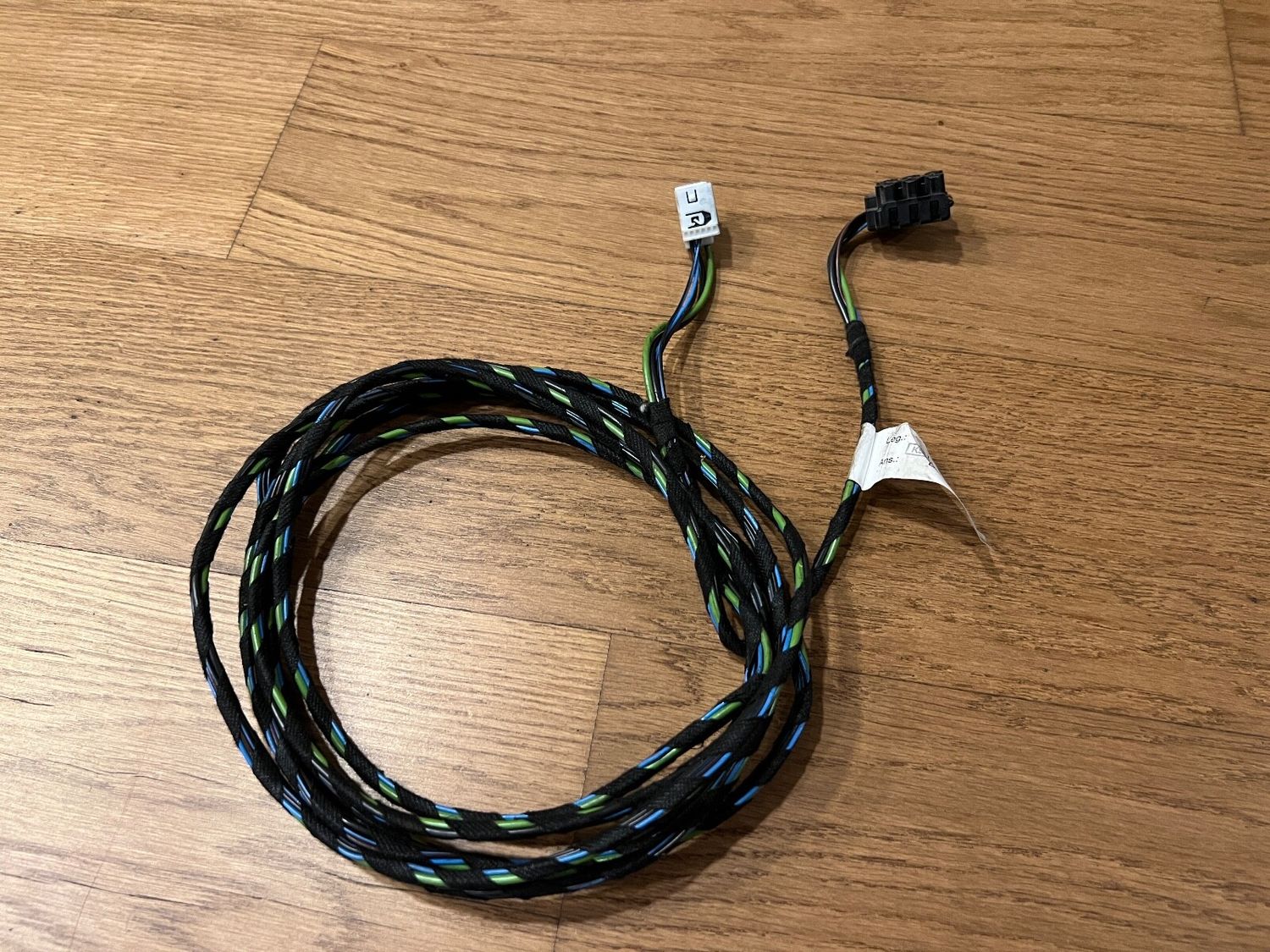 Mercedes G class W463 GENUINE Interior Protection Cable Wire A4638204315