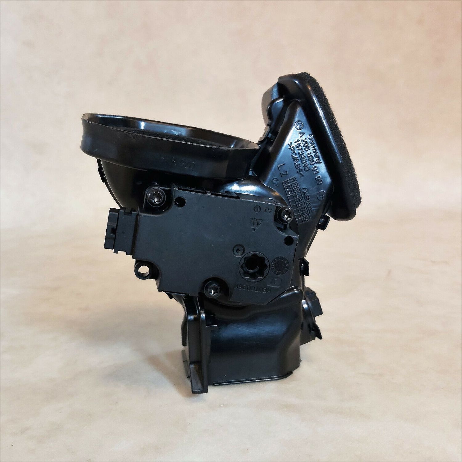 NEW GENUINE Mercedes W205 OEM LH Air Vent with Flap Motor LHD A2058300100