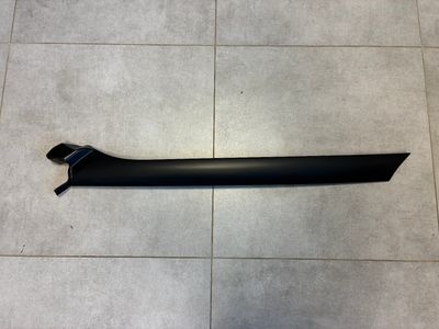 GENUINE Land Rover Range Rover Sport L320 Front Windshield Right Mount Trim