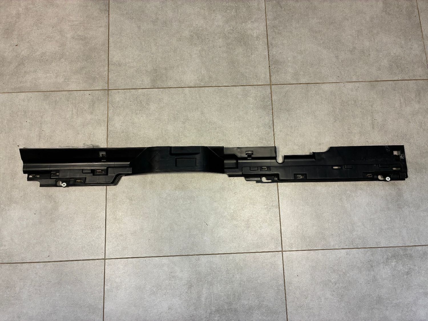 GENUINE Land Rover Range Rover Sport L320 Right Side Sill Panel Inner Center