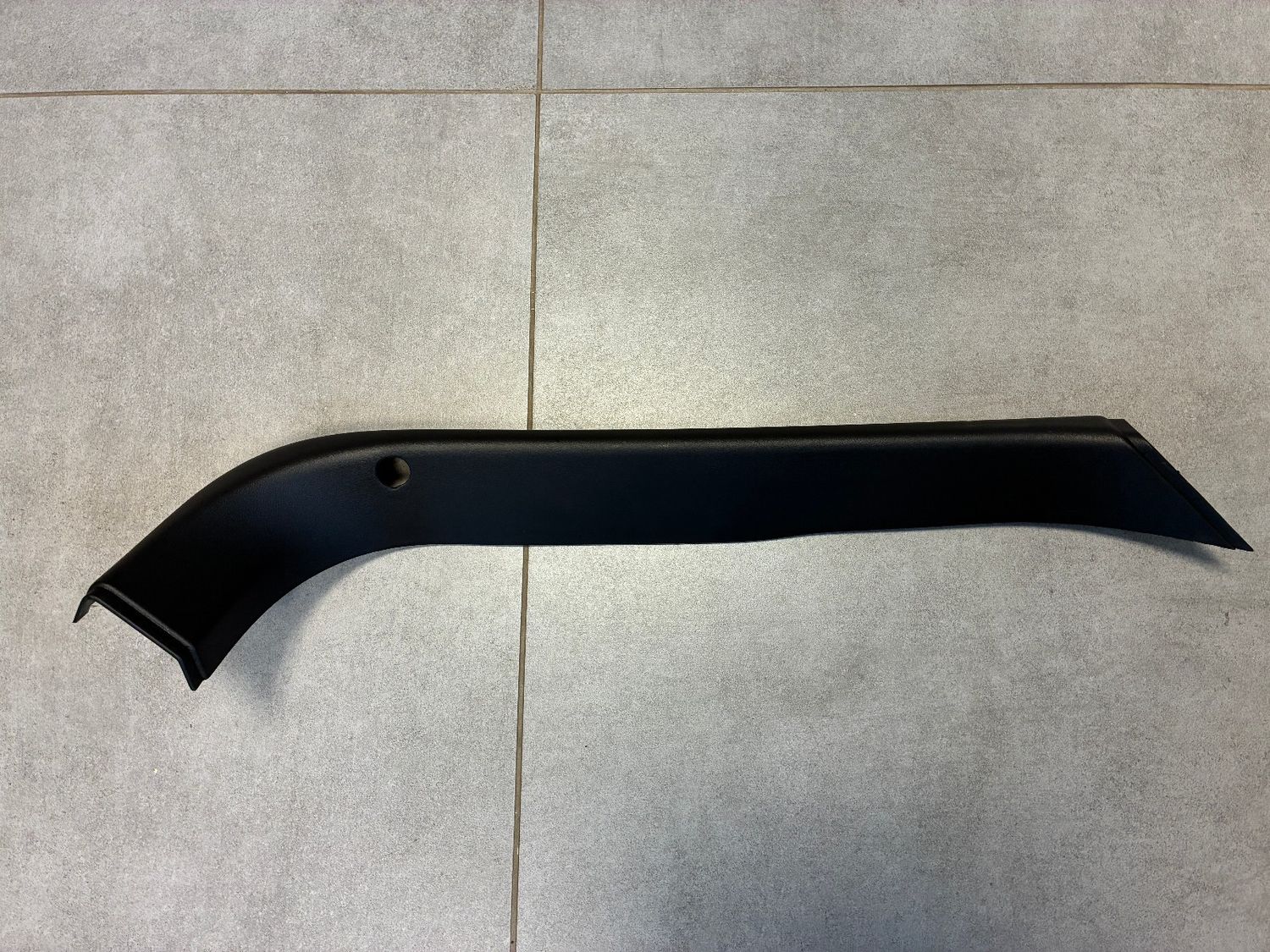 GENUINE Land Rover Range Rover Sport L320 Left Tailgate Trim Panel