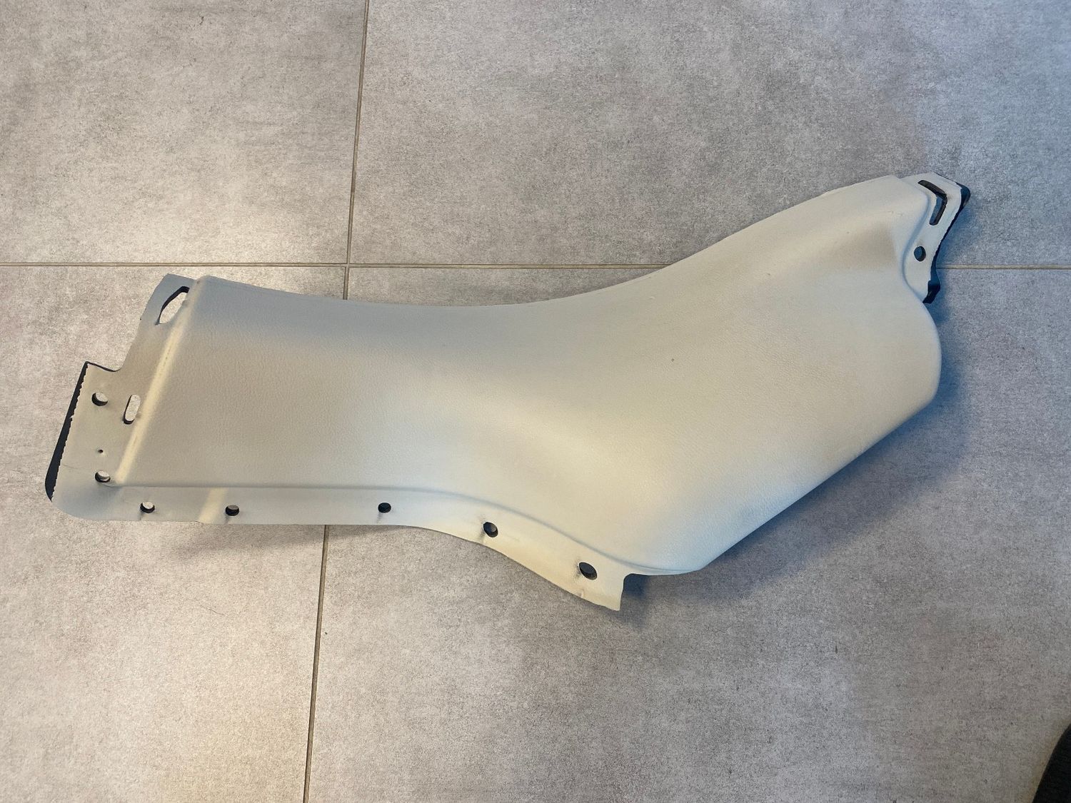 GENUINE Land Rover Range Rover Sport L320 REAR LEFT TRUNK TRIM PANEL