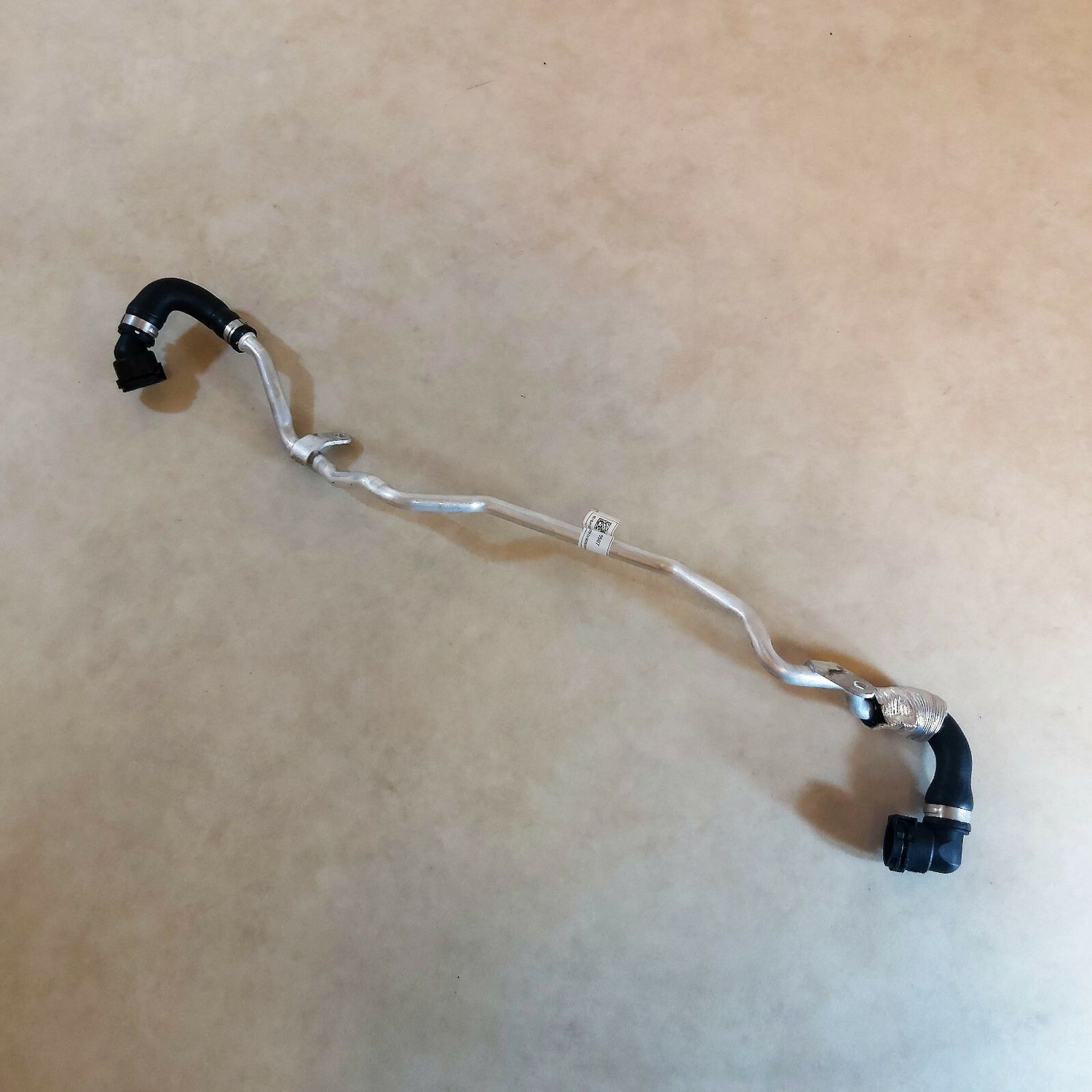 NEW Original BMW G30 G31 G11 G12 G01 G02 Hose Pipe Coolant Pump 11538576310