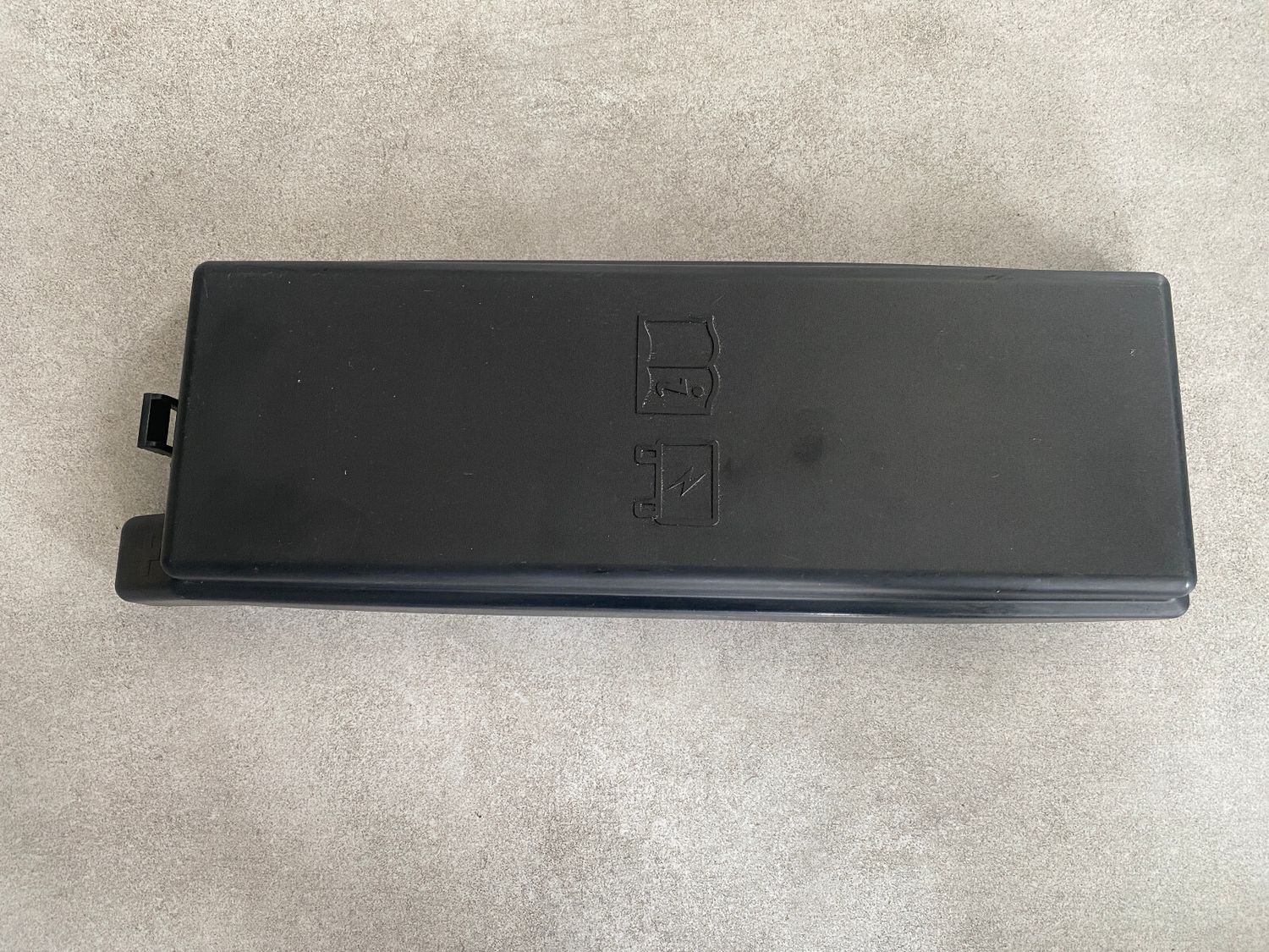 GENUINE Land Rover Range Rover Sport L320 FUSE BOX COVER 580000003A