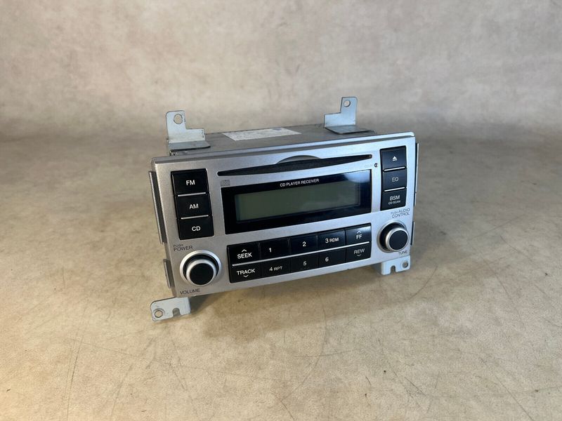 GENUINE Hyundai SANTA FE OEM CD Radio Head Unit 96100-2B020CA EUROPE