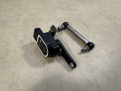 BMW 3 E90 X1 E84 X5 E70 X6 E71 Датчик уровня фар 37146853753