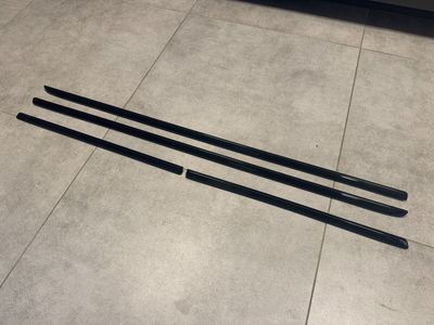 BMW X5 E70 E70 LCI Durvju līstes SET 4 GAB aizmugurē un priekšā BLACK SCHWARZ