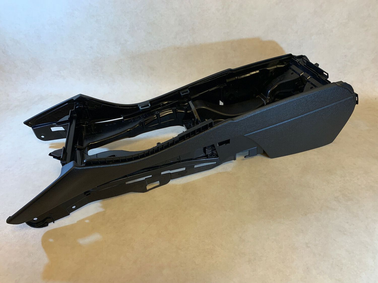 BMW 5 F10 F11 F18 GENUINE Center Console Black ARM Rest 51169288907