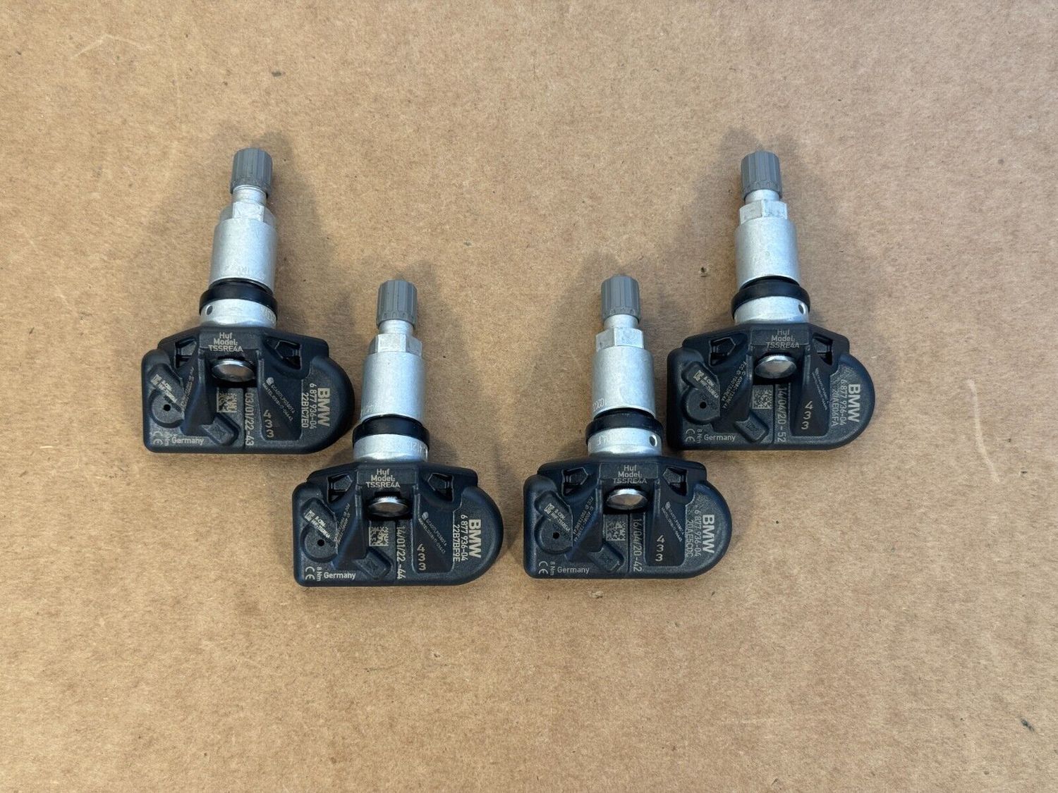 BMW 1 3 5 7 F40 G20 G30 G11 G12 TPMS Tire PRESSURE SENSOR RDC 433MHZ SET 4 pcs