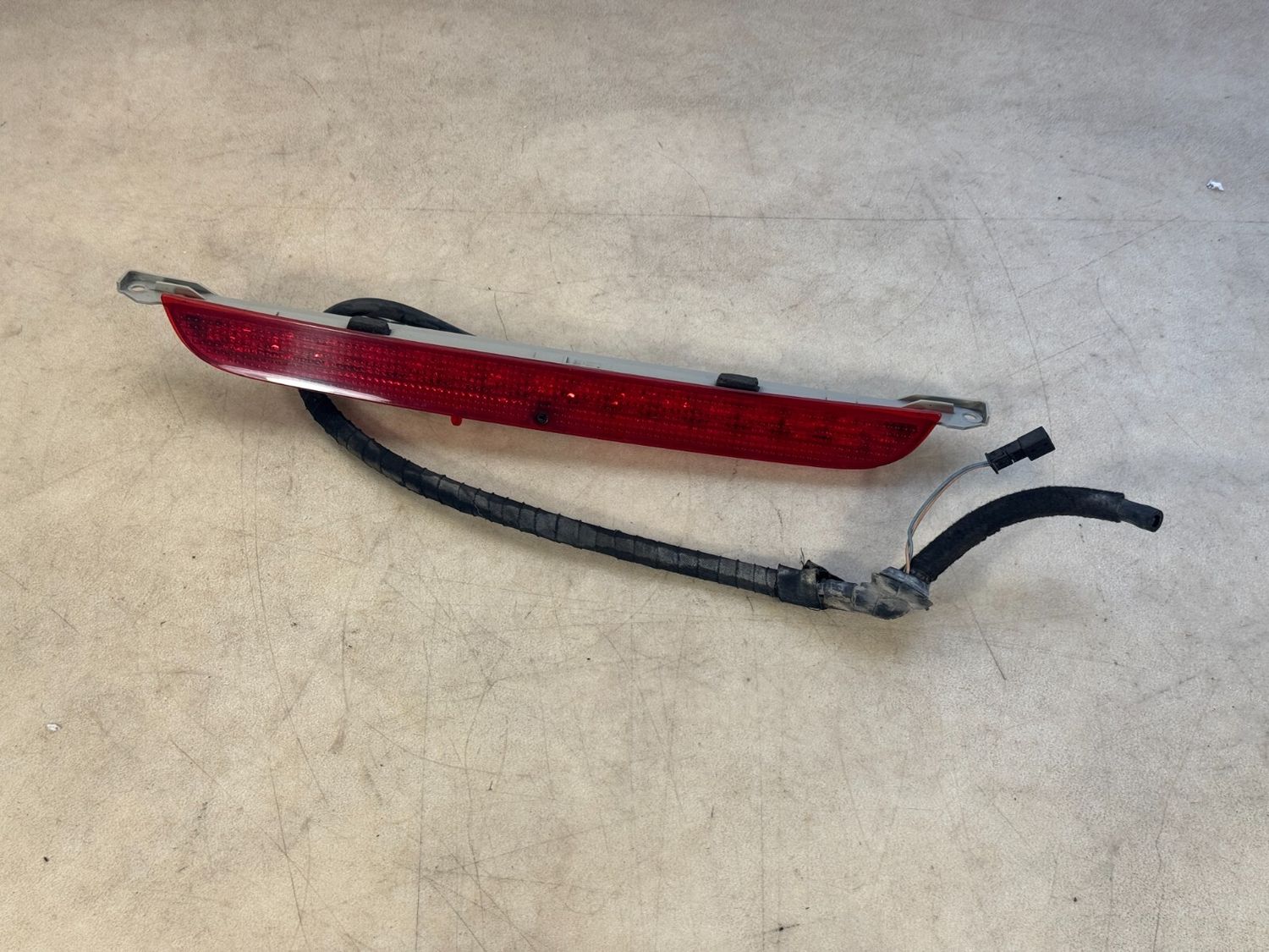 GENUINE BMW X5 E70 REAR Third Brake Light Third Stoplamp 63257272967