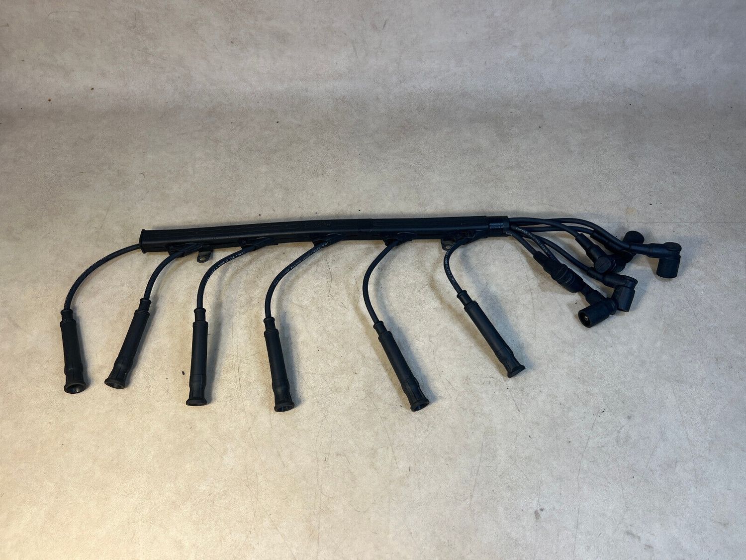 GENUINE BMW 7 E23 6 E24 5 E28 Ignition Cable Ignition Line Set 12121705718