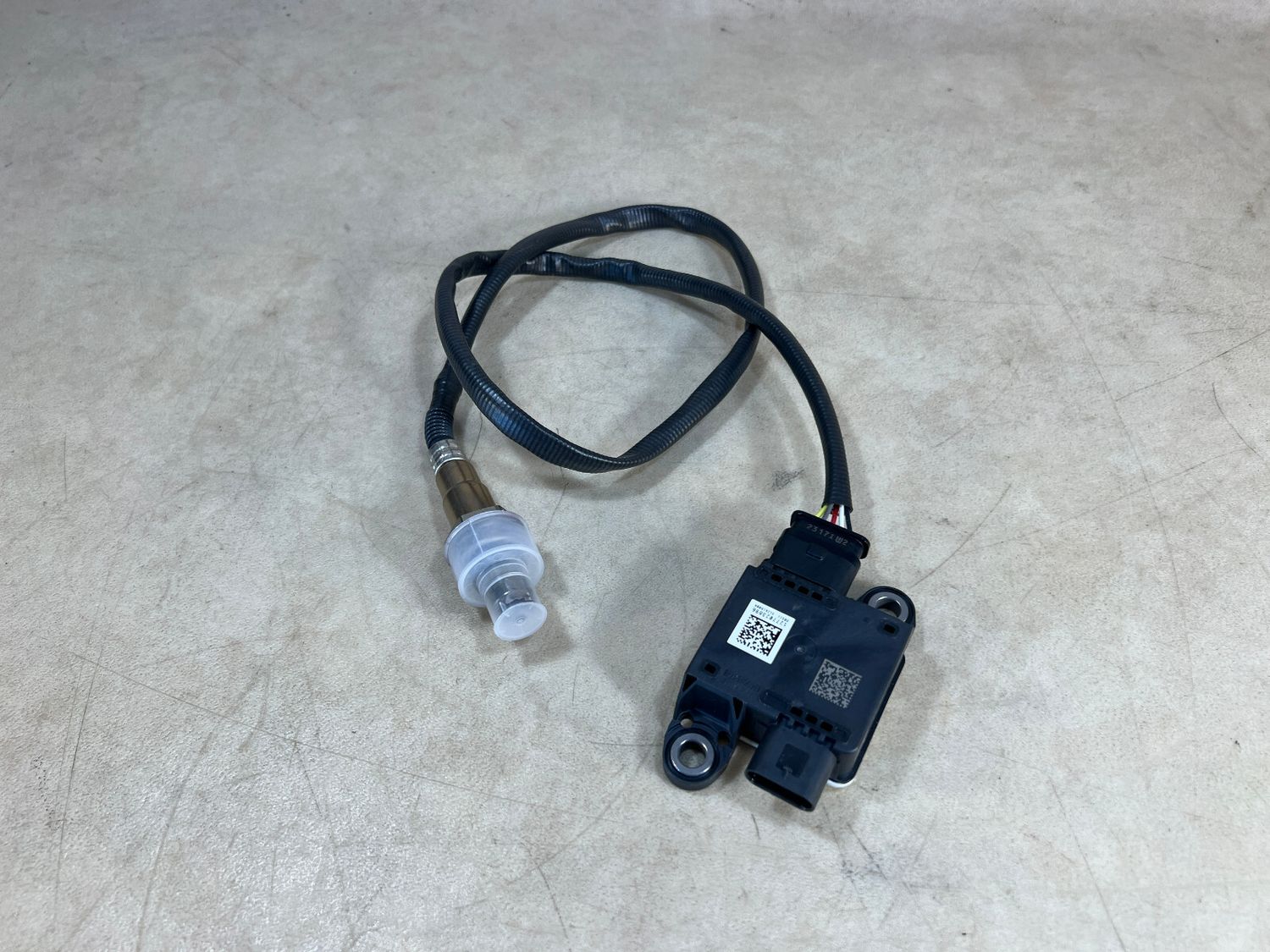 NEW Genuine BMW/MINI PM Diesel Exhaust Particulate Sensor 9887657-01  L=800